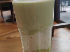 牛油果厚椰酷酸奶-Wagas沃歌斯(正大乐城店)