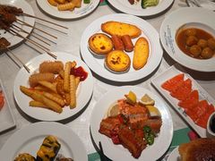 -四海一家自助餐(益田假日广场店)