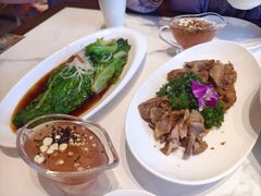 -梅利汴京烤鸭•开封豫菜地标店(东大街店)