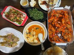 -聚汇三少·龙虾·中餐厅(莫邪路新天地店)