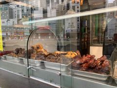 面包甜点陈列柜-陈光记烧腊(长寿路店)