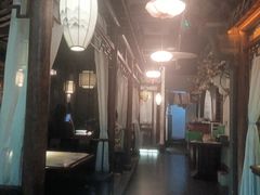 -韵秋荷(宝山龙湖天街店)