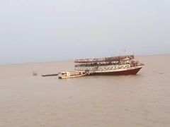 -洞里萨湖