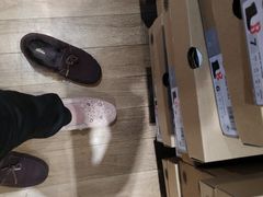 -UGG(燕莎奥特莱斯购物中心店)