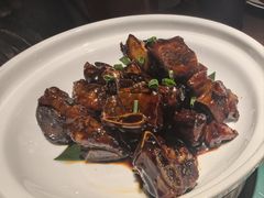 蒜香蜜汁排骨-绿茶餐厅(同成街华联店)