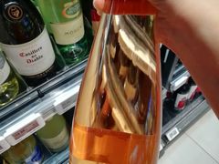 -盒马鲜生(红莲店)