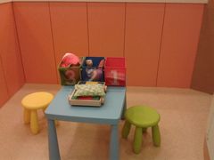 -瑞尔齿科(上海长风大悦城店)