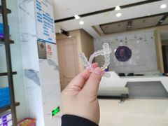 -柏乐口腔医院·舒适化无痛种植牙中心(东盟商务区院)