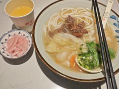 -鑫花溪牛肉米粉(凤凰街创始总店)