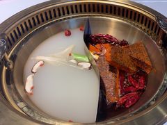 -欠火锅·水牛毛肚·团建聚餐·生日宴(何山路店)