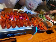 -琥珀老六龙虾(四里河店)