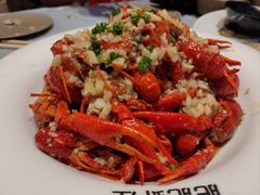 -肥肥虾庄·金牌油焖大虾(汉街SKP店)