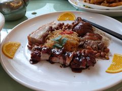 -东豪园林海鲜酒家(南港路辅路店)