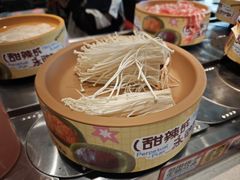 -龍歌自助小火锅(芝罘万达店)