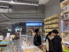 -泡泡玛特POPMART(杭州乐堤港店)