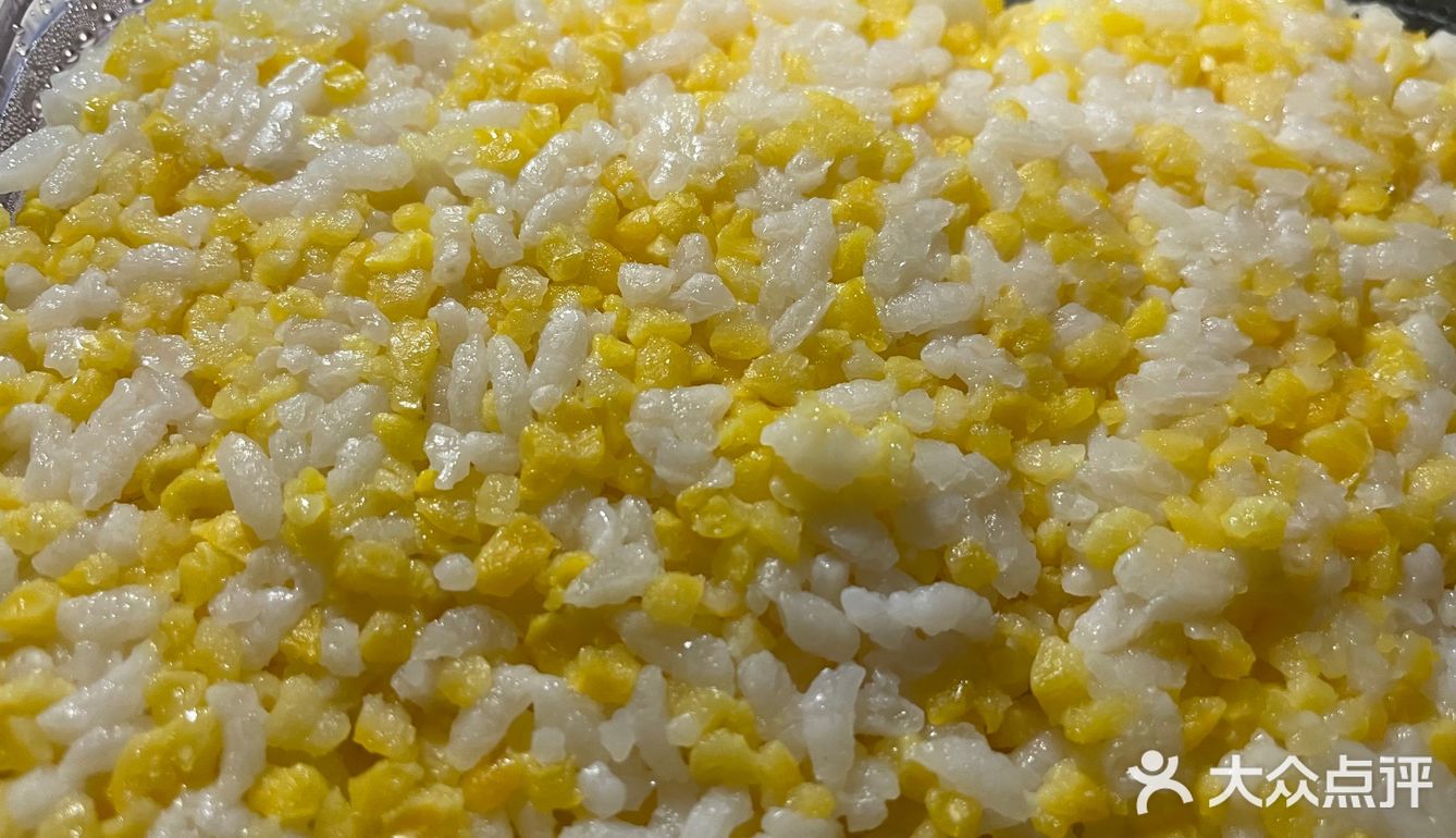 苍蝇馆子夜宵也在水平线上