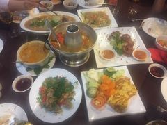 -Neary Khmer Restaurant