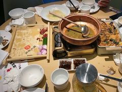 -关东小磨东北菜(上海长风大悦城店)