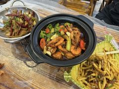 -江城燕子大排档(江汉路步行街店)