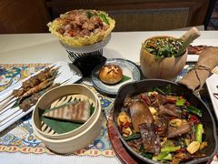 -云海肴·汽锅鸡·云南菜(天山百盛优客店)