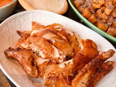 木姜子脆皮烤鸡-包整·丝娃娃(一览甲秀楼风景店)