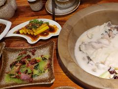 -滇香肴·云南菜蒸汽石锅鱼(云南北路店)