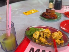 -黄亚华小食店(Jalan Alor)