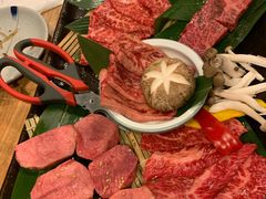 -炼火烤肉店