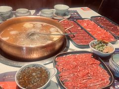 -牛村来人潮汕牛肉火锅(西单店)