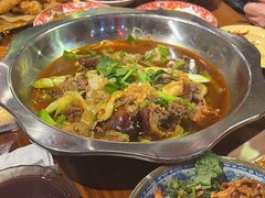 -爆炸头阿姨小四川正宗川味小吃(无任何分店)