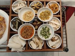 -天宜隆蘑菇宴火锅(石景山旗舰店)