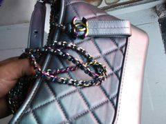 -京伟修鞋洗鞋奢侈品皮具护理店