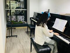 -梅纳·钢琴声乐架子鼓Mena Music(双井店)