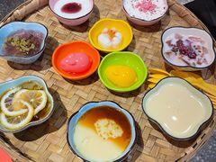 自助甜品-董眼镜火锅(洪崖洞总店)