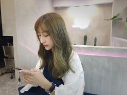 -变画·发型STUDIO