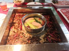 -二荆条·蜀鲜汇城市森林火锅