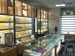 -LOGO眼镜·蔡司品牌折扣店(龙华清湖店)