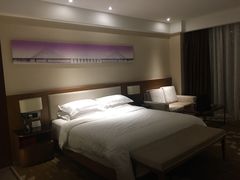 -武汉武昌站街道口华美达安可酒店