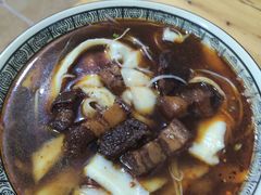 烧肉刀削面-马王庙刀削面馆(四川省交通学院宿舍店)