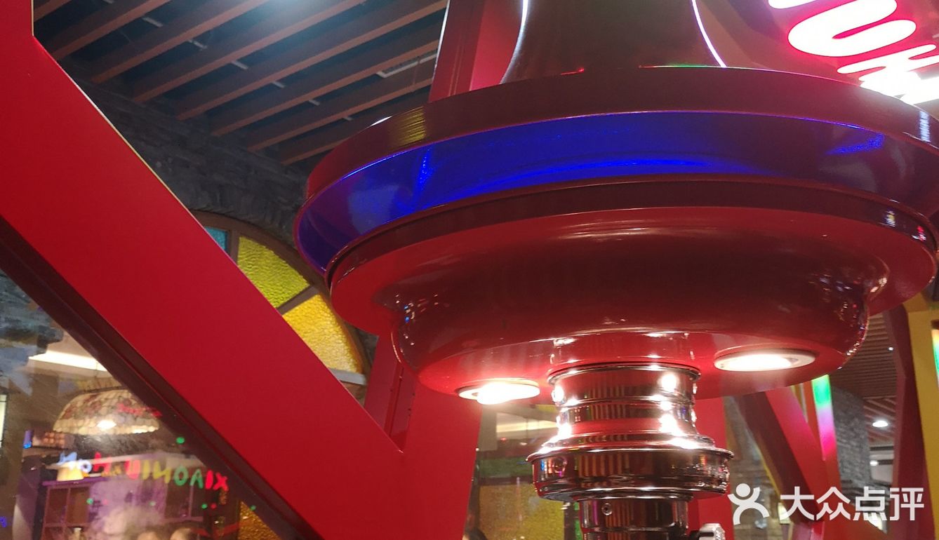 有点蒸汽朋克味道，特别感谢服务员小哥