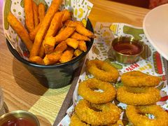 -Famous肥猫墨西哥音乐餐吧(五棵松华熙LIVE店)