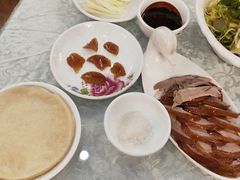 -六和聚传统烤鸭.天津菜(和平店)