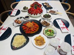 -红盔侠小龙虾(海宁银泰店)