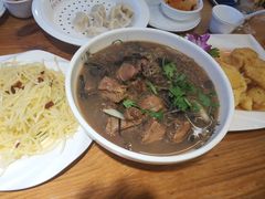 -上海理工大学第五食堂