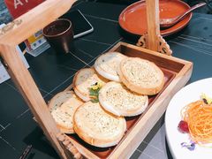 葱油饼-鑫悦诚府·新鲁菜·餐厅(趵突泉店)