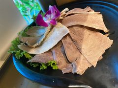 -牛村来人潮汕牛肉火锅(西单店)