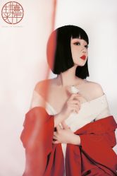 点击看大图 -持熹光年写真体验馆