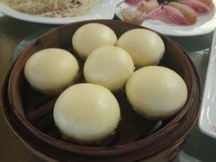 蛋黄流沙包-椿记烧鹅(叠彩店)