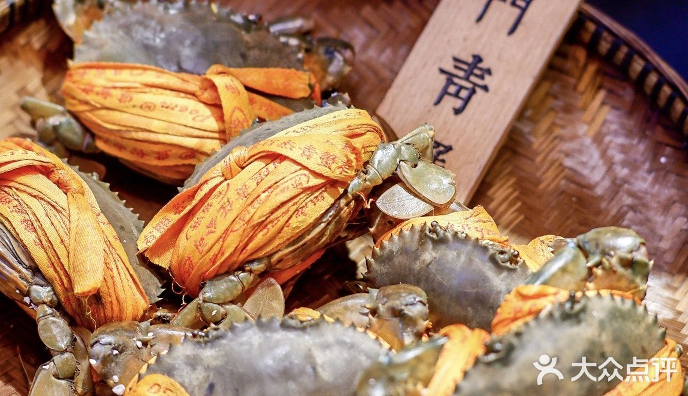 佛山探店｜啫煲界的新贵 独家「啫三门青蟹」