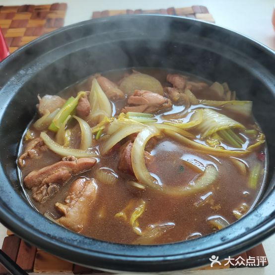 吕记重庆鸡公煲(左岸风度店)